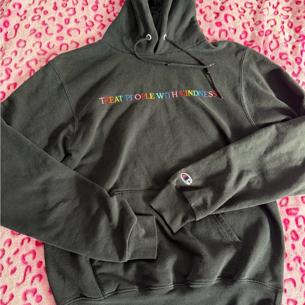 Harry Styles - image 1